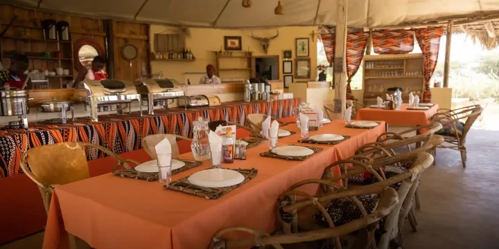 Maasai-Giraffe-Eco-Lodge-5
